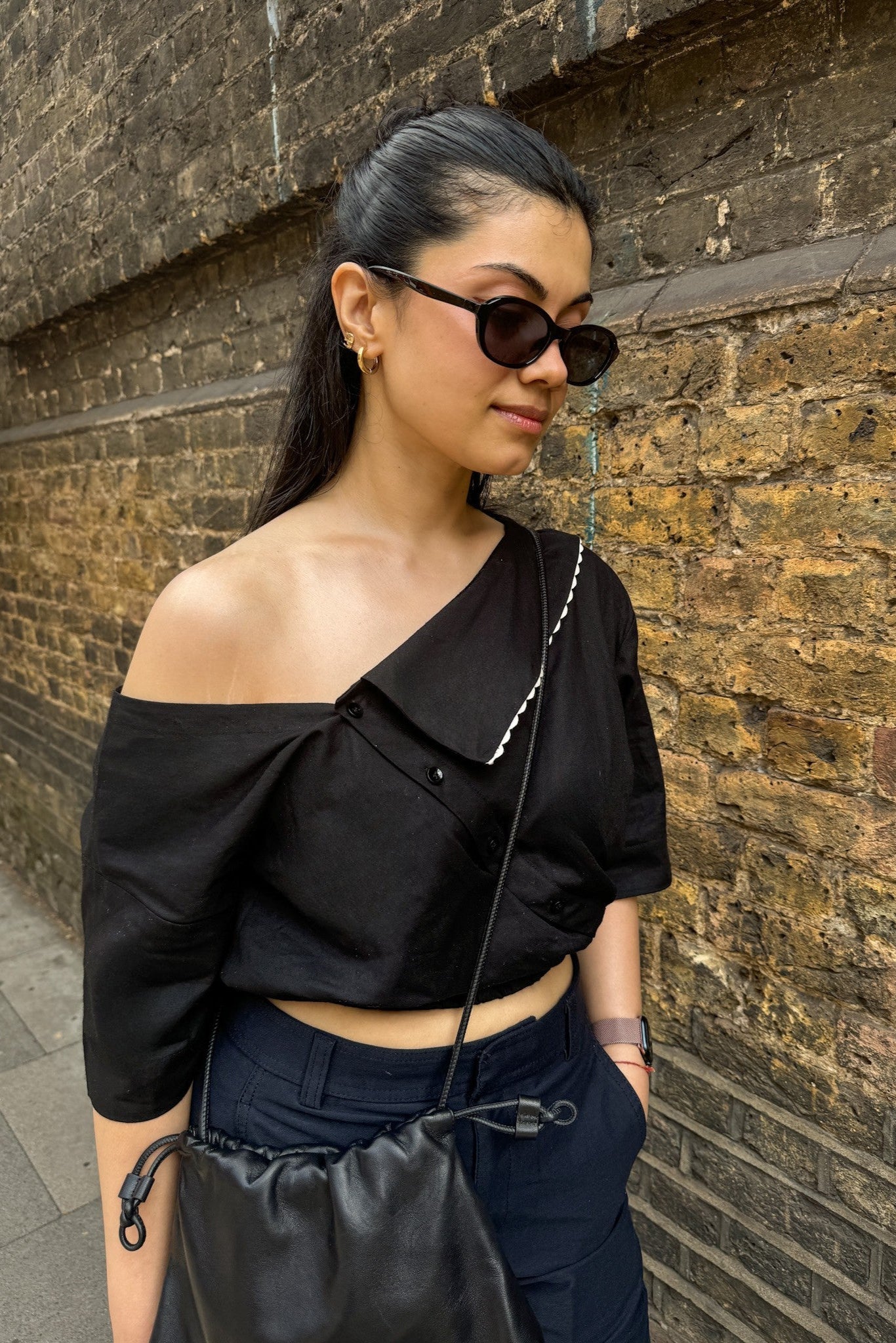 Off Shoulder Shirt - Black